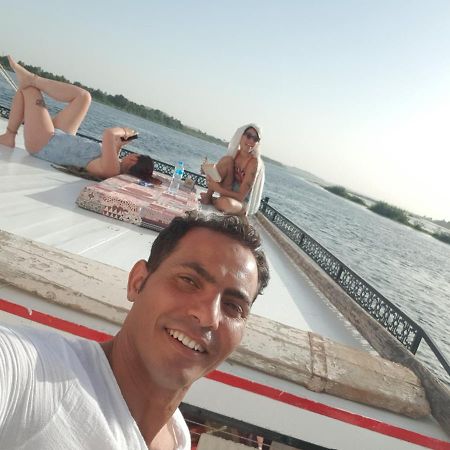 Nile Sunrise Felucca Boat Private Rental Луксор Экстерьер фото