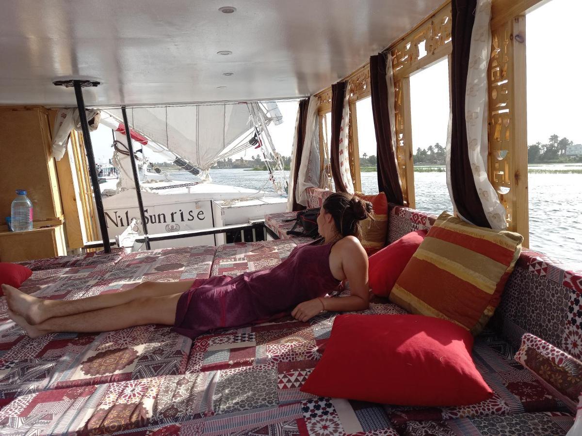 Nile Sunrise Felucca Boat Private Rental Луксор Экстерьер фото