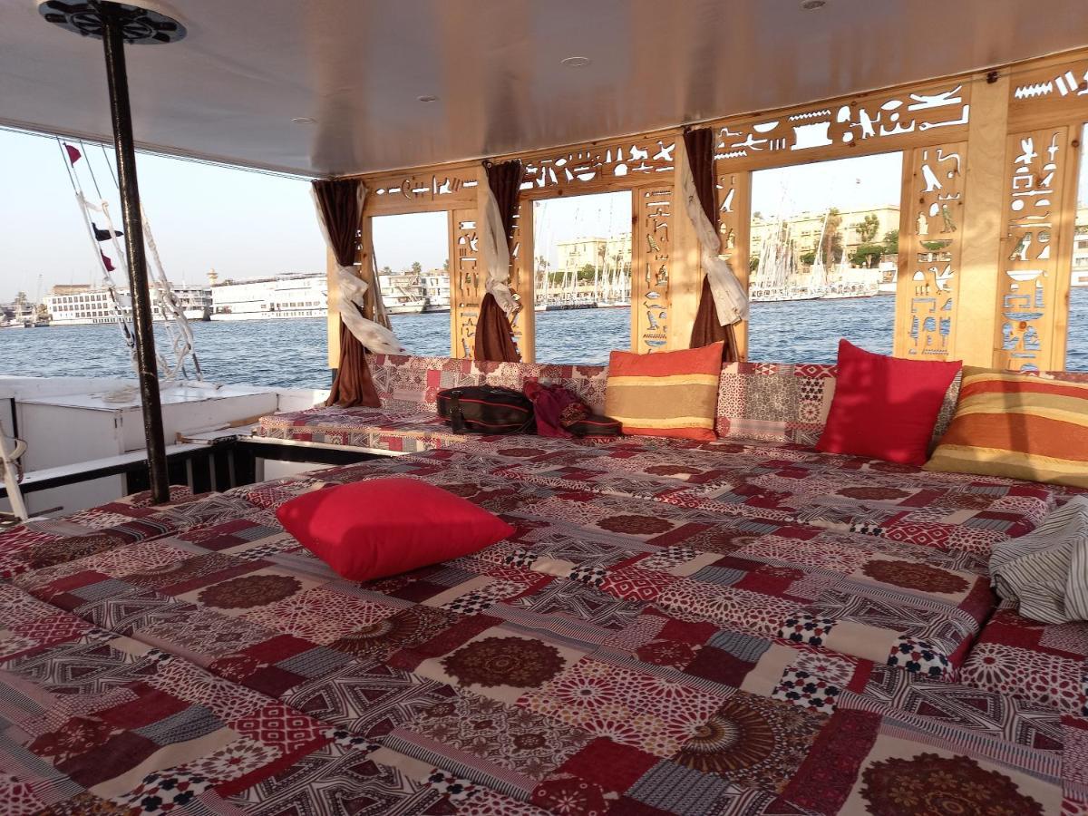 Nile Sunrise Felucca Boat Private Rental Луксор Экстерьер фото
