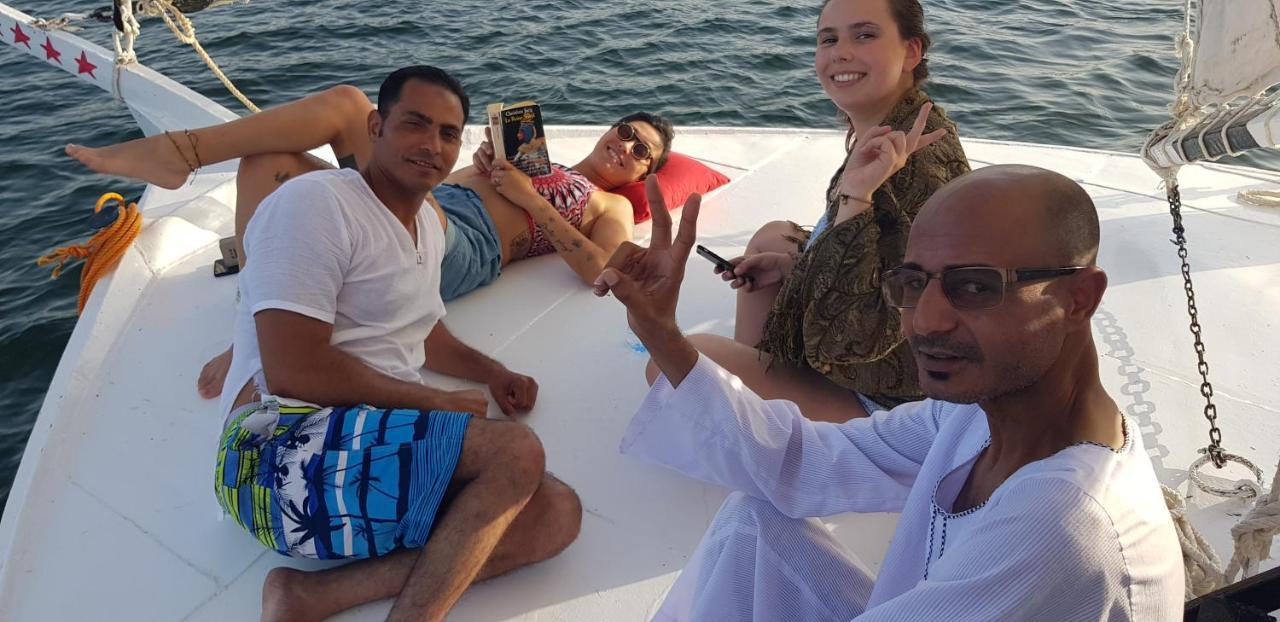 Nile Sunrise Felucca Boat Private Rental Луксор Экстерьер фото