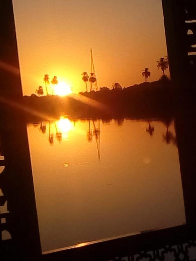 Nile Sunrise Felucca Boat Private Rental Луксор Экстерьер фото