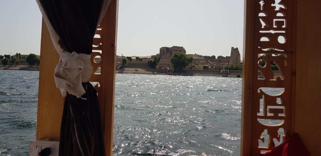 Nile Sunrise Felucca Boat Private Rental Луксор Экстерьер фото