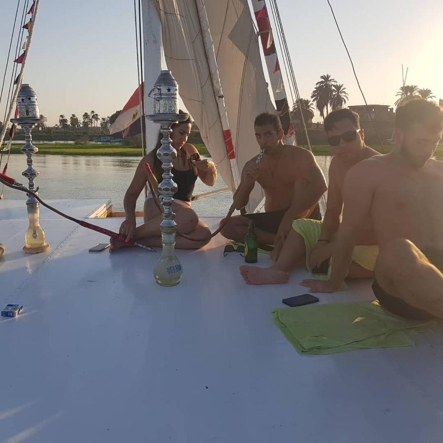 Nile Sunrise Felucca Boat Private Rental Луксор Экстерьер фото