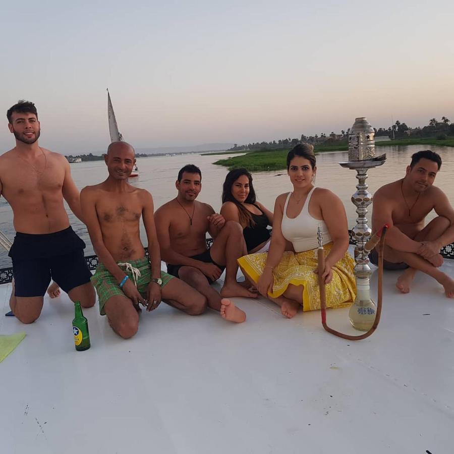 Nile Sunrise Felucca Boat Private Rental Луксор Экстерьер фото