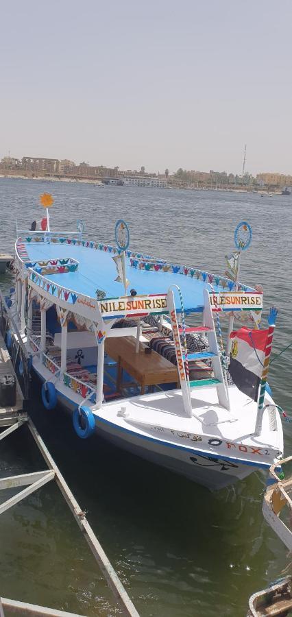 Nile Sunrise Felucca Boat Private Rental Луксор Экстерьер фото